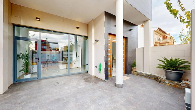 3 soveværelse Villa til salg 3 soveværelse Villa til salg