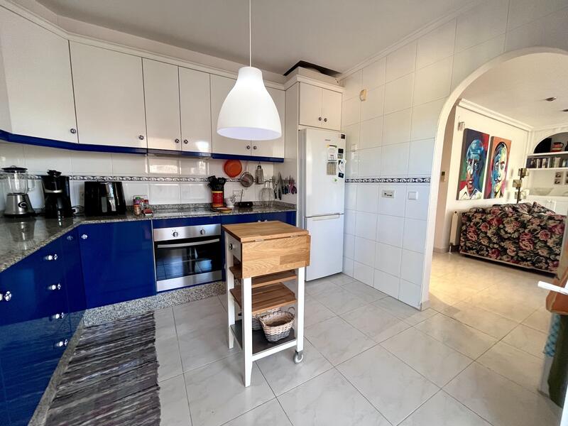 4 slaapkamer Villa Te koop 4 slaapkamer Villa Te koop