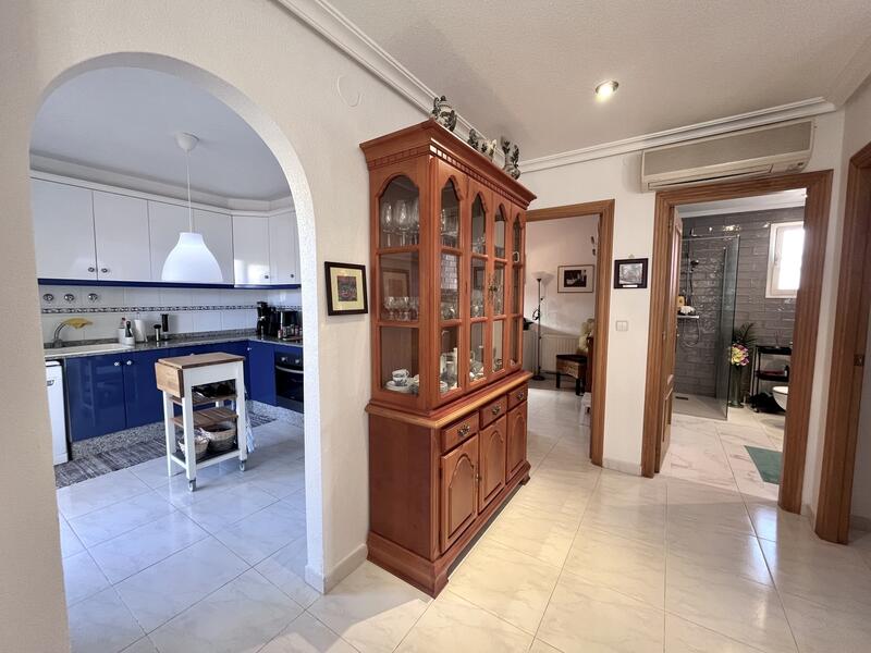 4 slaapkamer Villa Te koop 4 slaapkamer Villa Te koop