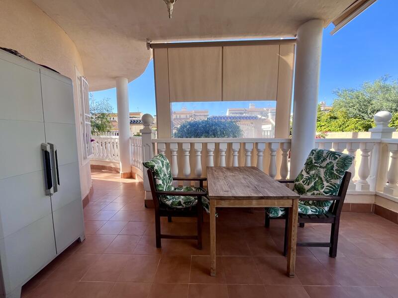 4 slaapkamer Villa Te koop 4 slaapkamer Villa Te koop