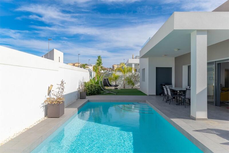 3 chambre Villa à vendre 3 chambre Villa à vendre