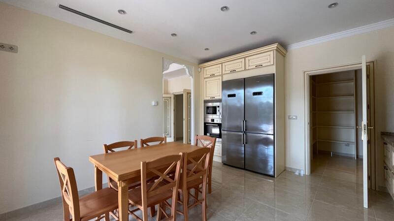 7 soverom Villa til salgs 7 soverom Villa til salgs