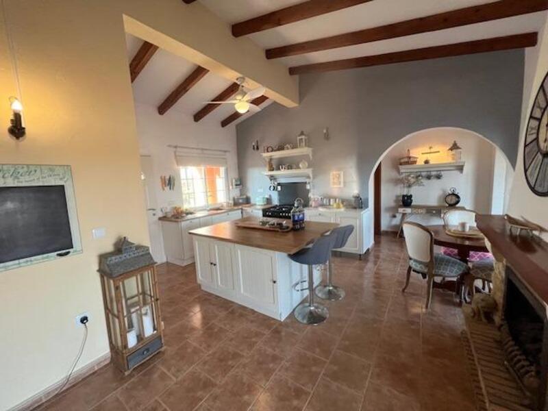 Деревенский Дом продается в Dolores, Alicante Деревенский Дом продается в Dolores, Alicante