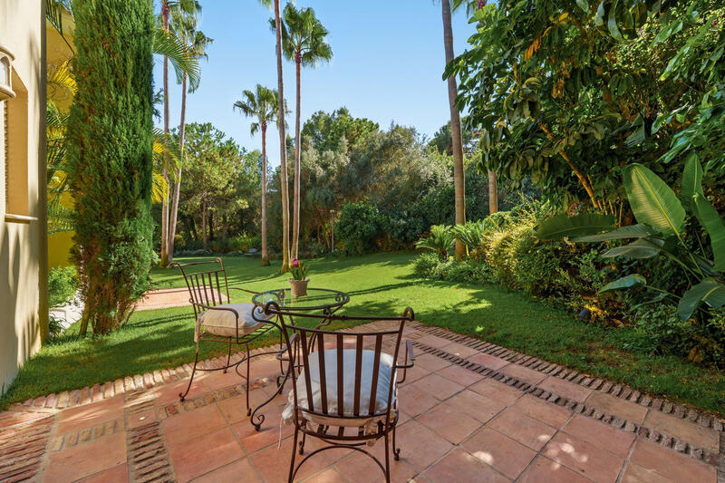 6 Cuarto Villa en venta