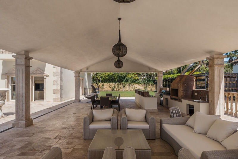 7 Cuarto Villa en venta