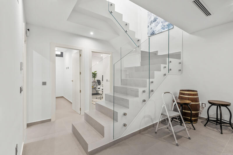 4 Cuarto Villa en venta