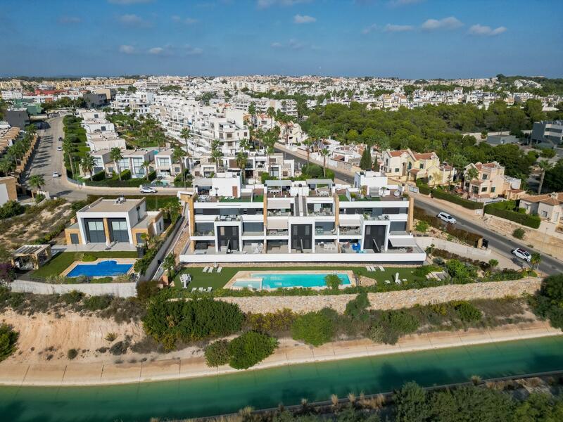 Lejlighed til salg i Orihuela Costa, Alicante