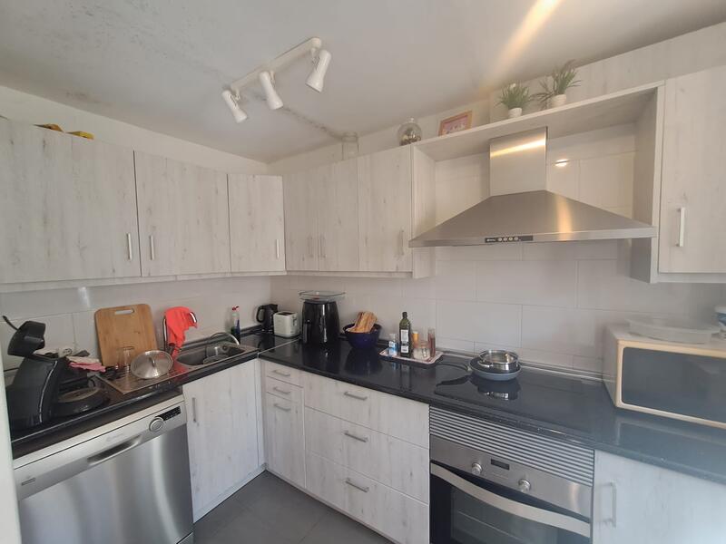 2 bedroom Townhouse for sale