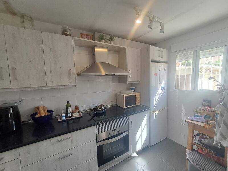 2 bedroom Townhouse for sale