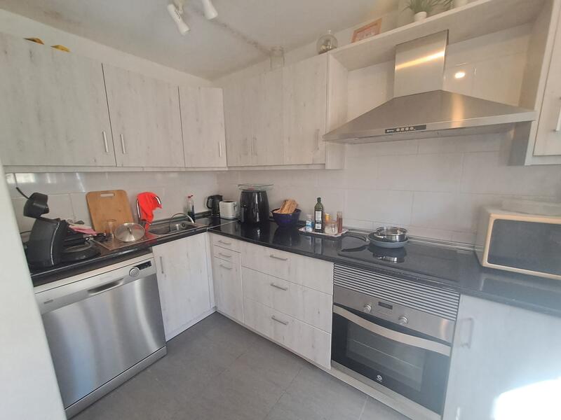 2 bedroom Townhouse for sale