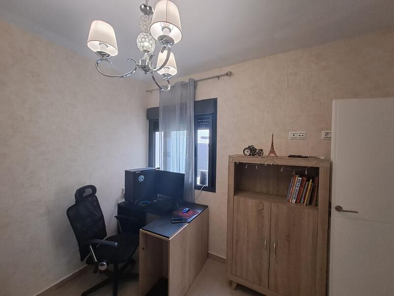 3 Schlafzimmer Stadthaus zu verkaufen