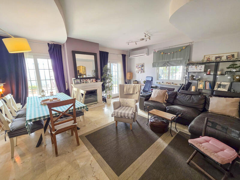 3 sovrum Radhus till salu