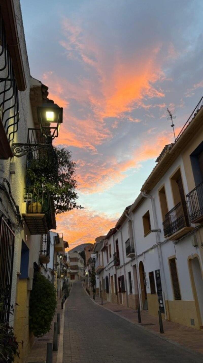 2 bedroom Townhouse for sale