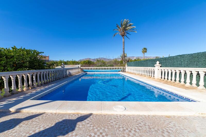 3 Cuarto Casa de Campo en venta 3 Cuarto Casa de Campo en venta