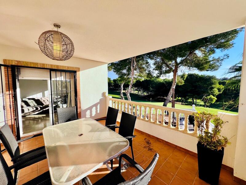 3 Schlafzimmer Villa zu verkaufen 3 Schlafzimmer Villa zu verkaufen