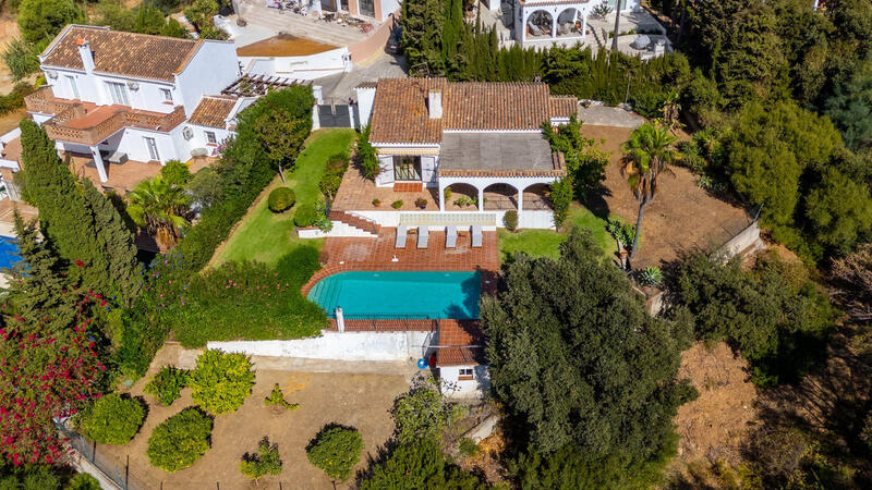 Villa til salgs i Elviria, Málaga Villa til salgs i Elviria, Málaga