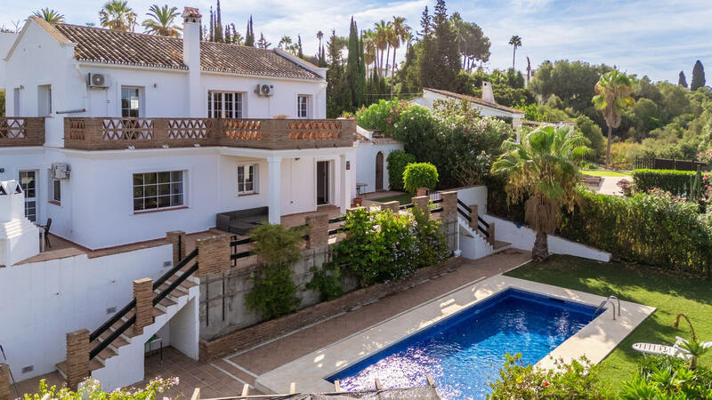 Villa à vendre dans Elviria, Málaga Villa à vendre dans Elviria, Málaga