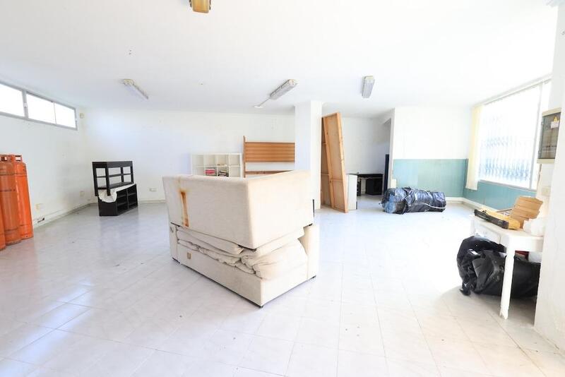 Local Commercial à vendre