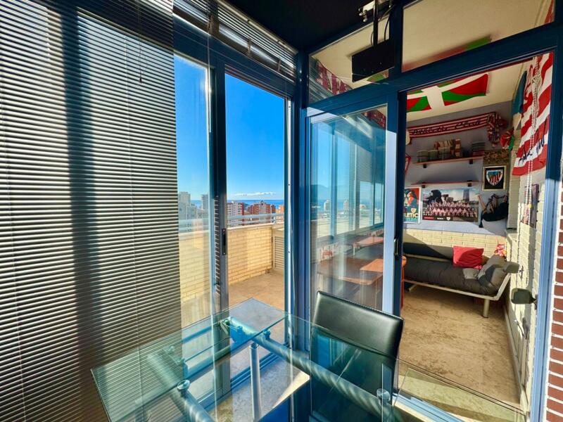 3 bedroom Apartment for sale