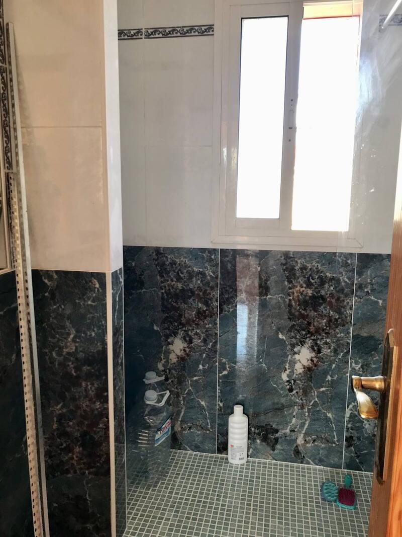 2 Schlafzimmer Stadthaus zu verkaufen