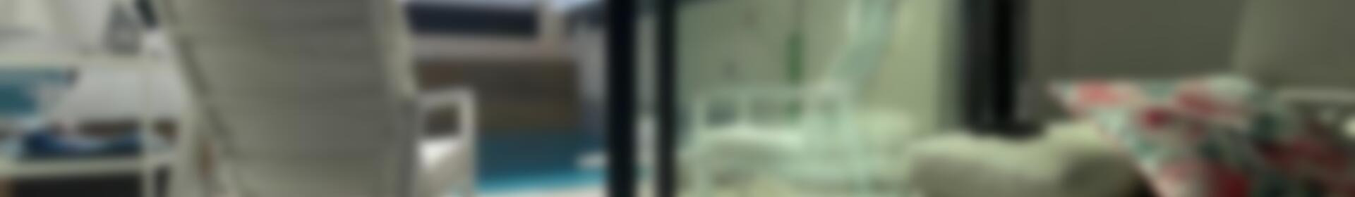 4 chambre Local Commercial à vendre