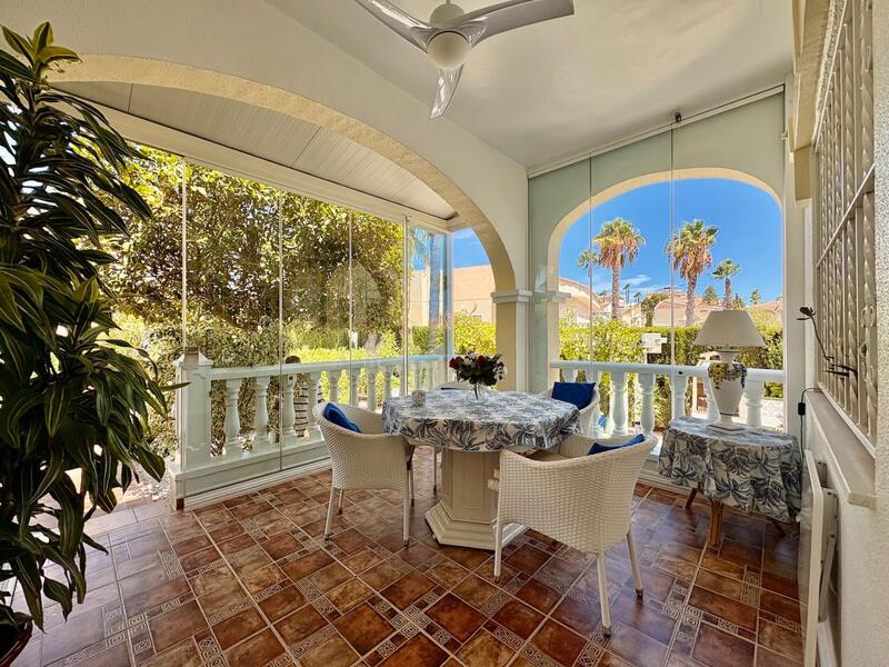 3 bedroom Townhouse for sale