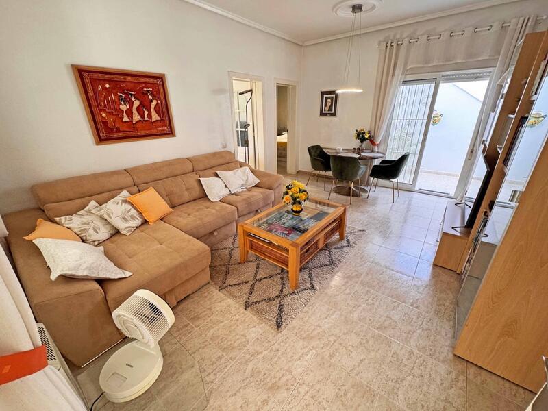 3 bedroom Townhouse for sale