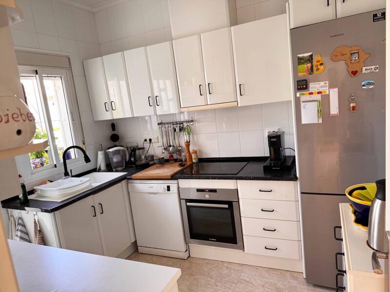 3 bedroom Townhouse for sale