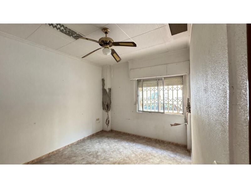 4 bedroom Apartment for sale