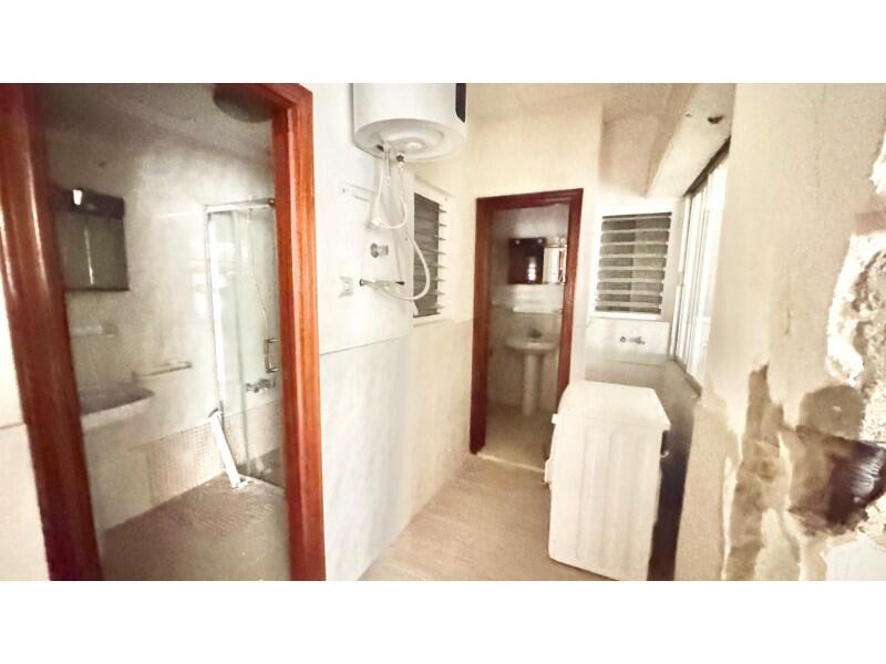 4 bedroom Apartment for sale