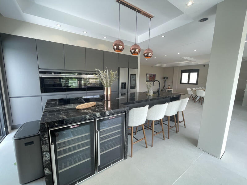 7 Cuarto Villa en venta