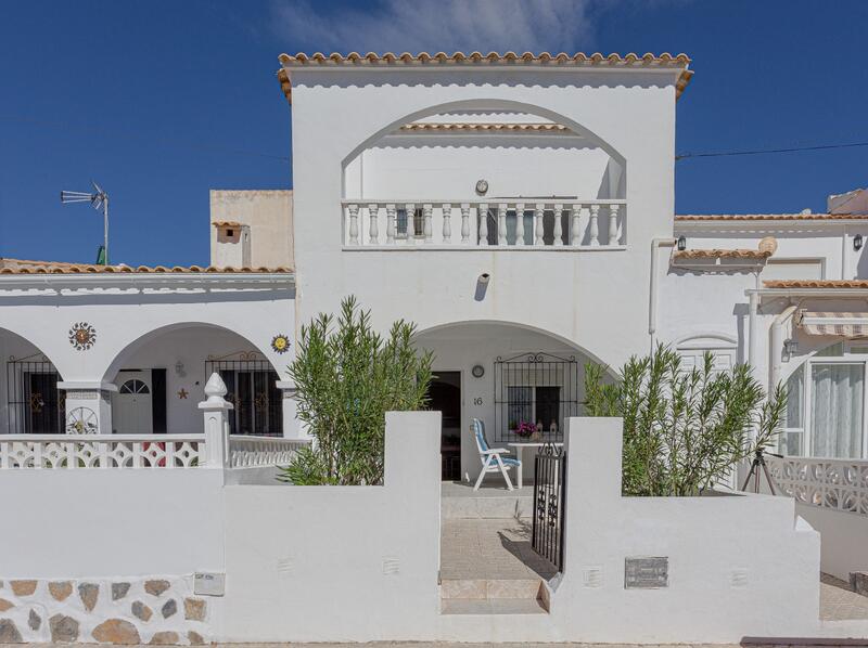 Villa à vendre dans Orihuela Costa, Alicante