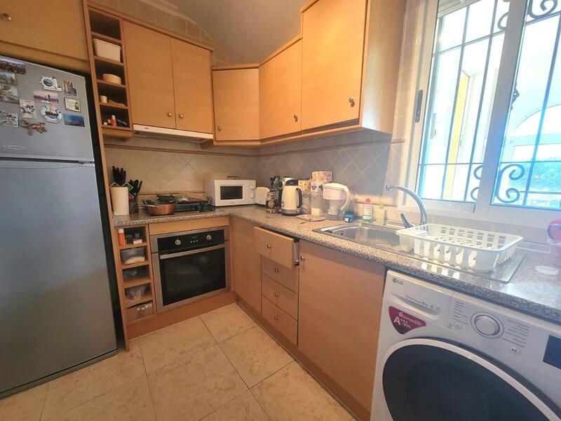 3 bedroom Townhouse for sale