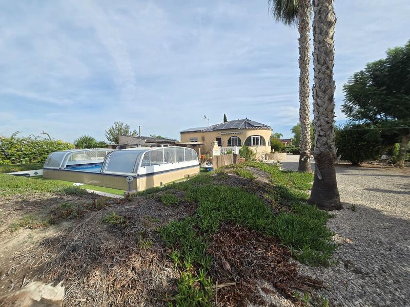 3 bedroom Country House for sale 3 bedroom Country House for sale