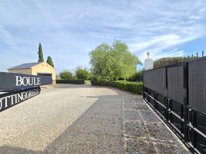 3 bedroom Country House for sale 3 bedroom Country House for sale