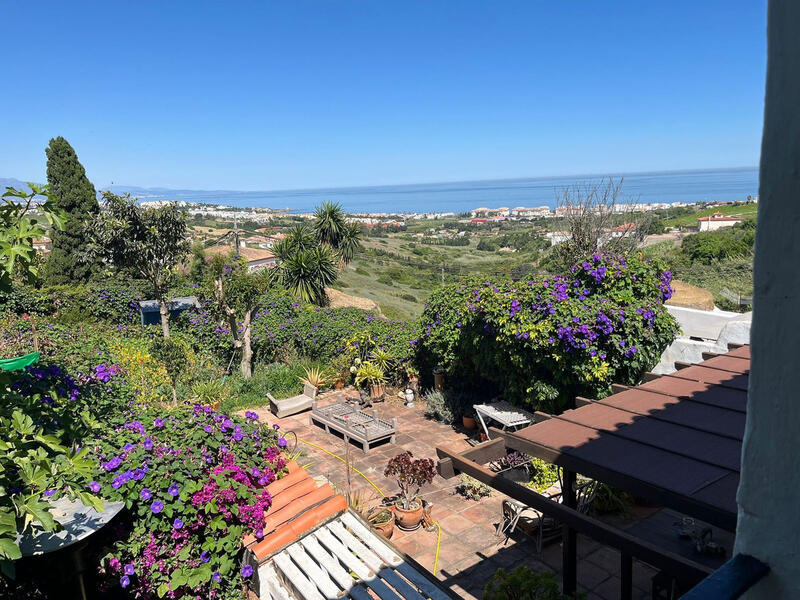 городская тюрьма продается в Manilva, Málaga