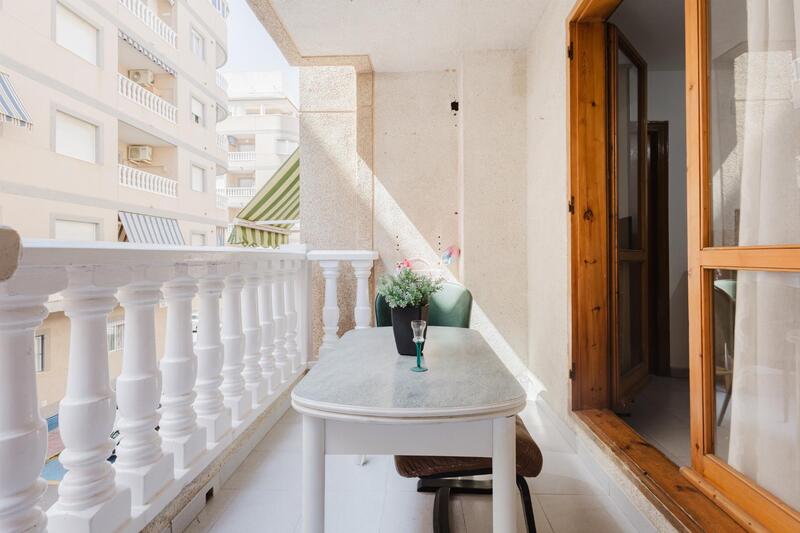 Lägenhet till salu i Torrevieja, Alicante