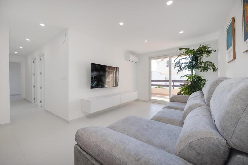 3 bedroom Apartment for sale