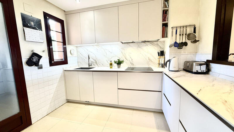 2 sovrum Lägenhet till salu 2 sovrum Lägenhet till salu