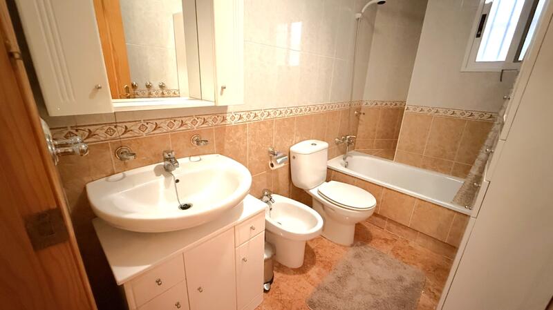 2 sovrum Lägenhet till salu 2 sovrum Lägenhet till salu