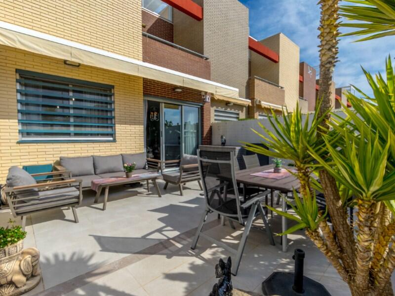 2 bedroom Apartment for sale 2 bedroom Apartment for sale