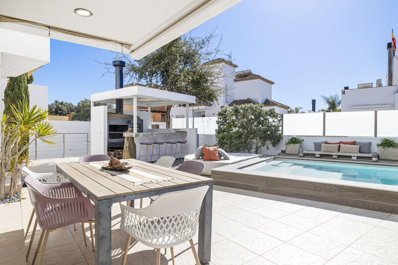 4 soverom Villa til salgs 4 soverom Villa til salgs