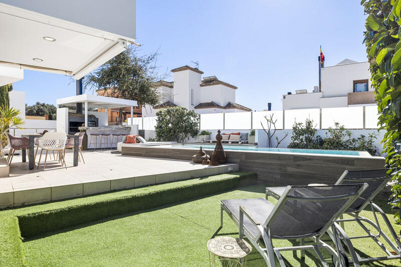 4 soverom Villa til salgs 4 soverom Villa til salgs