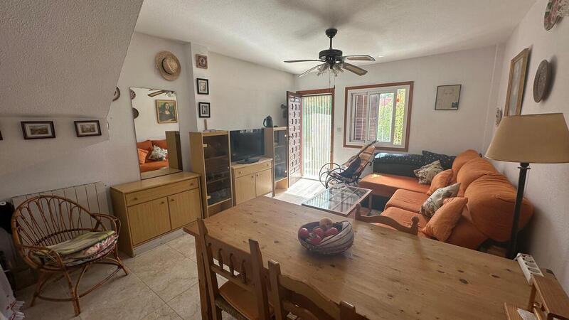 3 bedroom Townhouse for sale 3 bedroom Townhouse for sale