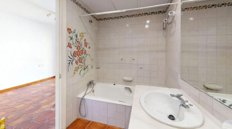 3 soveværelse Byhus til salg