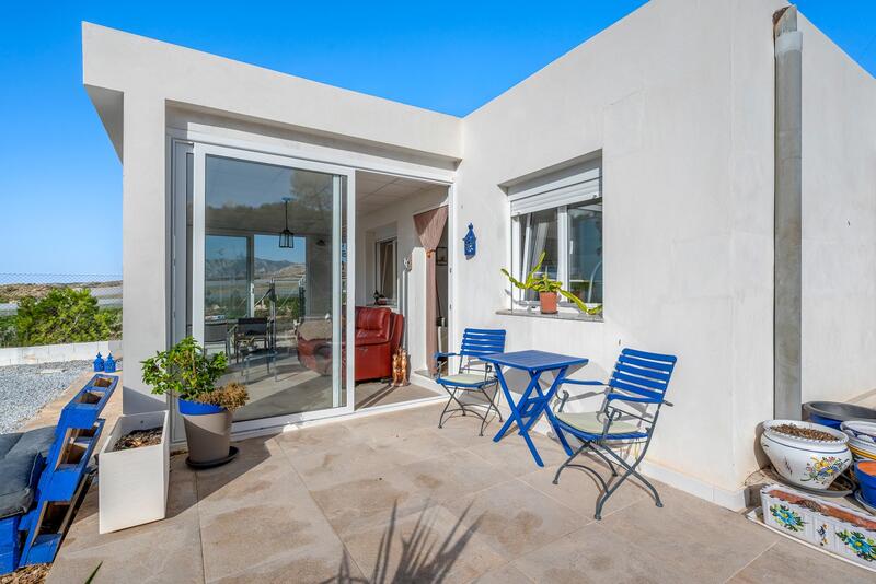 3 bedroom Country House for sale 3 bedroom Country House for sale