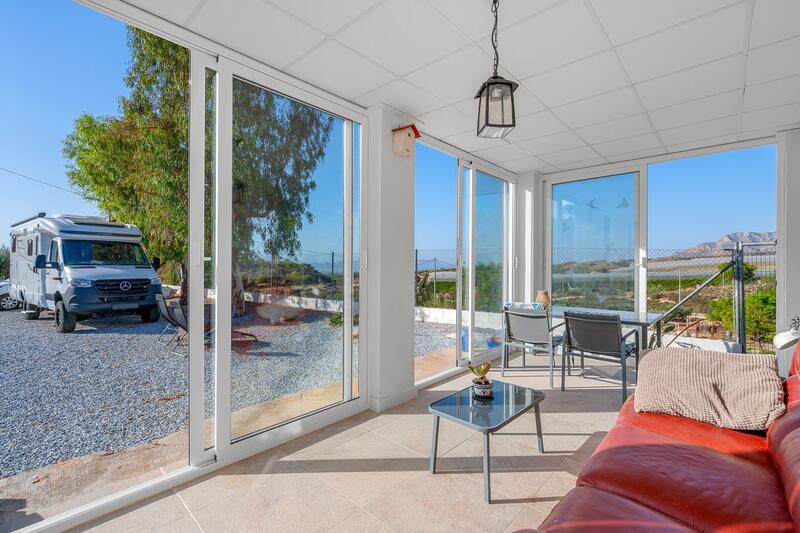 3 bedroom Country House for sale 3 bedroom Country House for sale