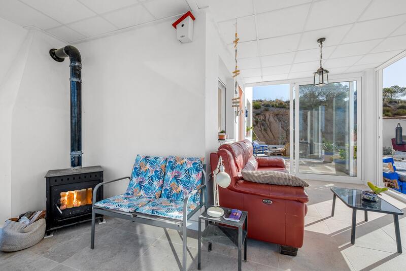 3 bedroom Country House for sale 3 bedroom Country House for sale