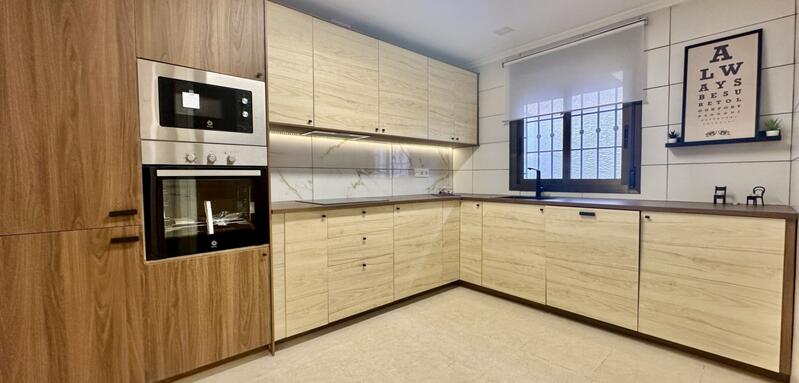 3 bedroom Townhouse for sale 3 bedroom Townhouse for sale