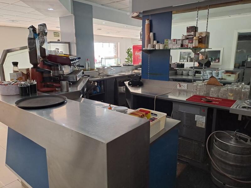 Kommersiella fastigheter till salu Kommersiella fastigheter till salu